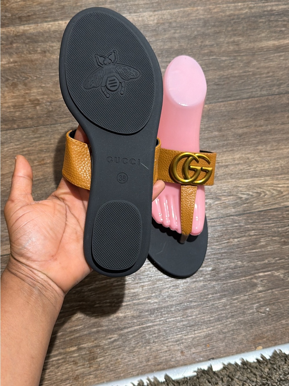 Gucci Tan Leather Thong Sandals with Gold Double G